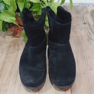 FITFLOP Mukluk Premium Leather Suede Superloafer Ankle Boots